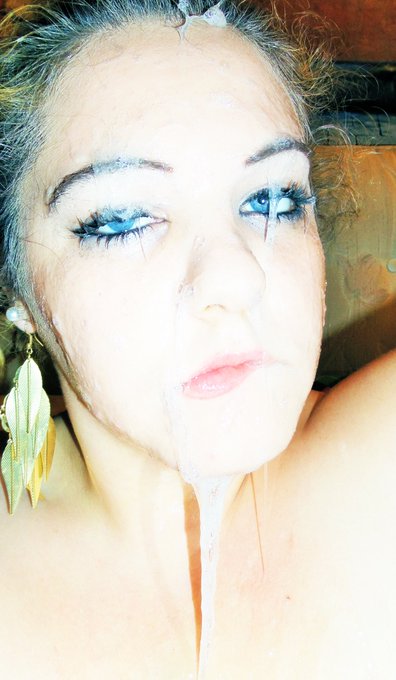 Good girls like it sloppy 😏 check out my extreme deepthroat spit fetish videos on manyvids, onlyfans<a href="/tag/mvhelpinghand"class="tags"><span>#mvhelpinghand</span></a>