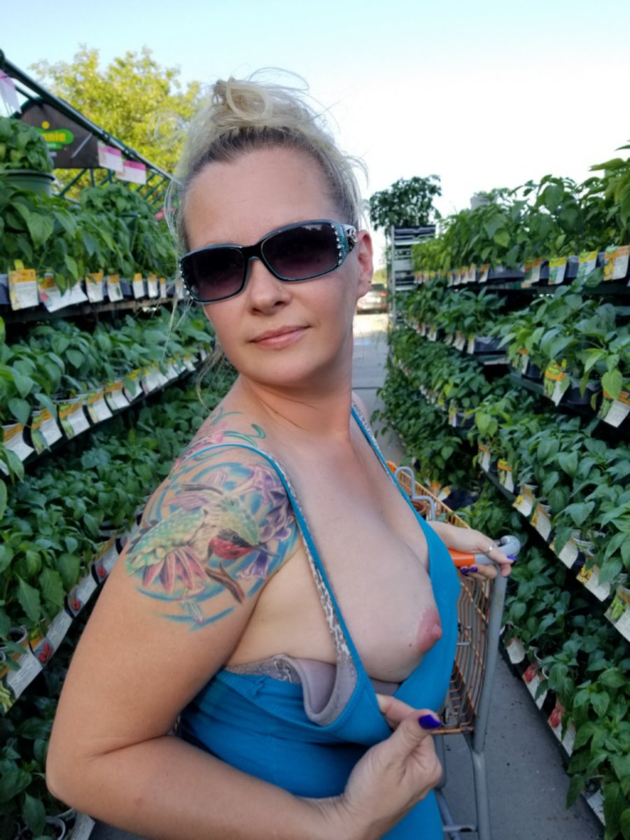 Lilly__BGoddess's tweet photo. Shopping for tomato plants and flashing along the way!
See Comments For More! https://t.co/2Sm0Fw0JBp
