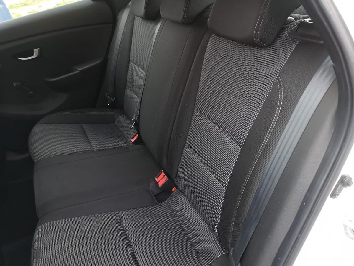 AutoBesalu's tweet photo. Ocasió! HYUNDAI I30 1.4 City ‼️Amb aire condicionat, volant multifuncional, 6 velocitats… Info a https://t.co/oYbHm2z9Cx

#ocasió
#vehiclesocasió
#hyundai
#hyundaii30
#besalu 
#garrotxa
#girona
#pladelestany https://t.co/MiRbxc14Vw