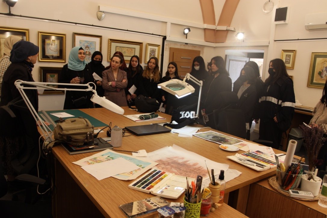 #istka desteğiyle Fatih Sultan Mehmet Vakıf Üniversitesi, Üsküdar Belediyesi ve ilçe  Müdürlüğümüz iş birliğinde yürütülen “İstanbul'un Seyyahı Seyyah'ın İstanbul'u” projesi açılış programına katıldık. 
 <a href="/cumhuriyetkml/">Cumhuriyet Çok Programlı Anadolu Lisesi</a> <a href="/N_Alpural/">Nazan Suna ALPURAL</a> <a href="/uskudarmem/">Üsküdar İlçe Millî Eğitim Müdürlüğü</a> <a href="/nznsener/">Nazan ŞENER</a> <a href="/istanbul_MTE/">İstanbul Mesleki ve Teknik Eğitim</a> <a href="/ZekineDayolu/">Zekine Dayıoğlu</a>