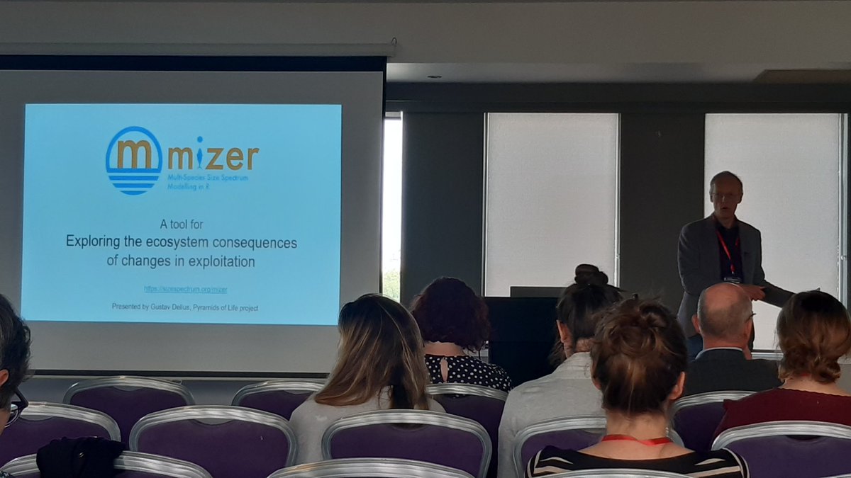 kenosuka's tweet photo. Interested in Multi-species Size Spectrum Modelling in R? Not to worry we have an all-important TOOL #Mizer for you! More details available here https://t.co/e9Nw3dhApj @SMMR_Pyramids #SMMRConf2022 https://t.co/RWpzOQO6YV
