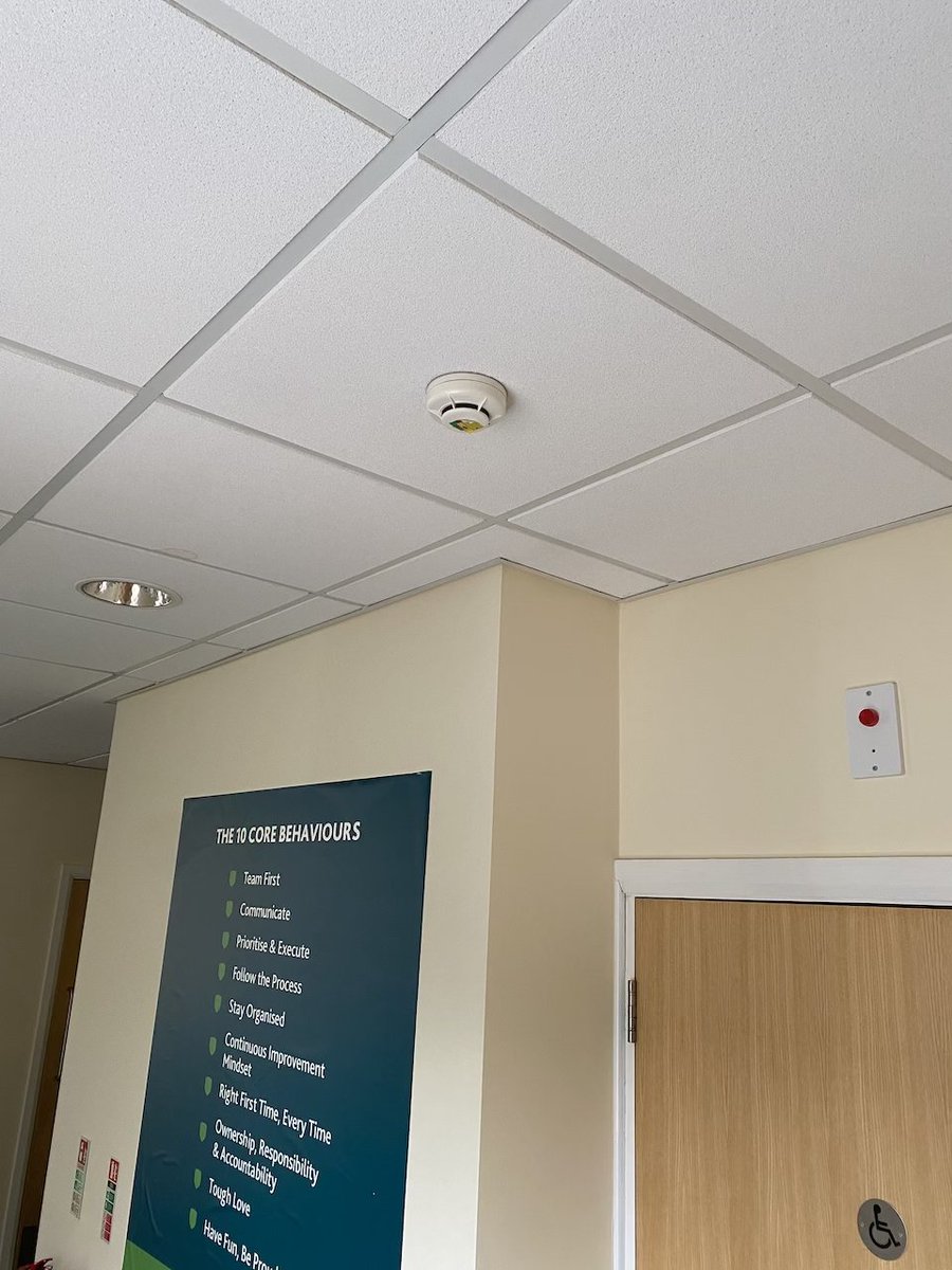 Today is #TestItTuesday - your reminder to check the alarm systems in your building are working properly.

Weekly tests are recommended in order to keep your building and its occupants safe.

When was the last time you tested your alarms?

#Riskmonitor #FireSafety #AlarmTesting