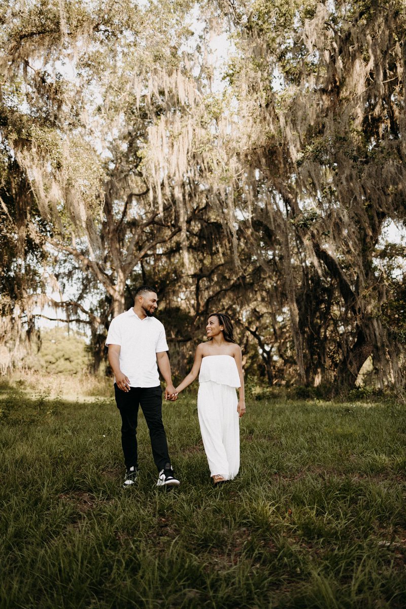 DevonGarnett's tweet photo. Engagement shoot ✅ https://t.co/xvPfTmvcAc