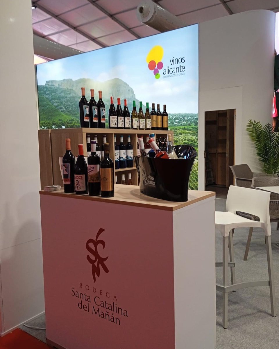 VinosManan's tweet photo. Hoy comenzamos en FENAVIN. Si queréis conocernos buscadnos en el Pabellón Ganímedes calle 20 Stand 3. https://t.co/2ksQIDbdYp