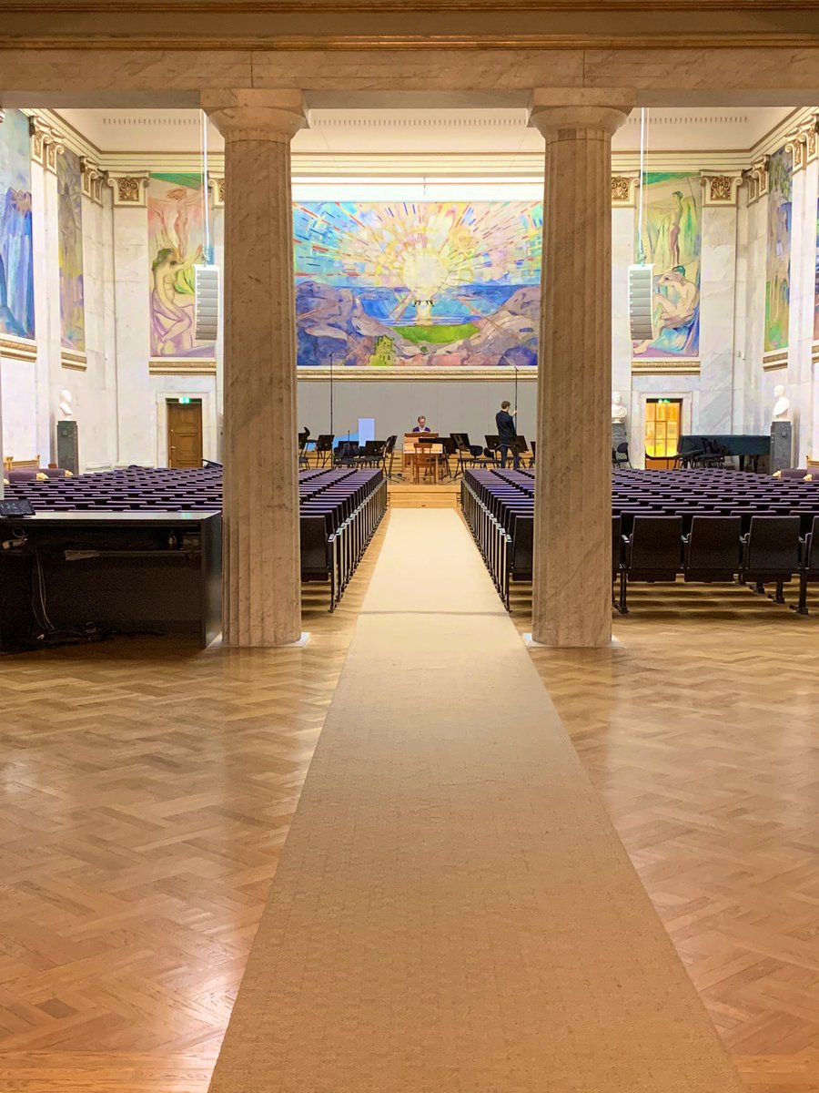 GraceLSDavidson's tweet photo. Oslo University Hall this evening with
the Norwegian Baroque Ensemble
singing #Handel #DixitDominus &
#VivaldiGloria, directed by
#StevenDevine Enjoying looking at the extraordinary murals on the walls by
#EdvardMunch #UniversityAula #Oslo
#Norway #Barokkanerne #Soprano https://t.co/1TAFqZb9sd