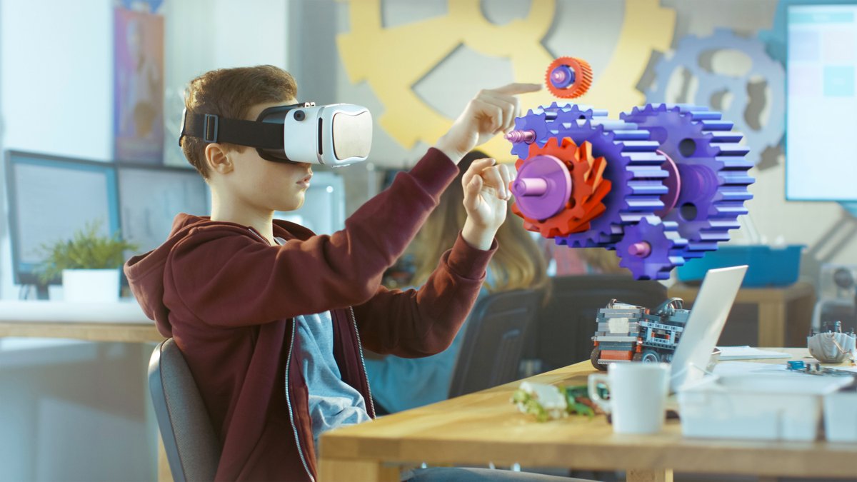 parolesdelus's tweet photo. Nouvelle-Calédonie : la programmation robotique à portée de mains des plus jeunes !
Lancée par le gouvernement calédonien, #ProxiTech est une opération qui vise à faire découvrir les nouvelles technologies au grand public. @evolukid
📗👉 https://t.co/POujvpCQLN https://t.co/D3GpoL3wit
