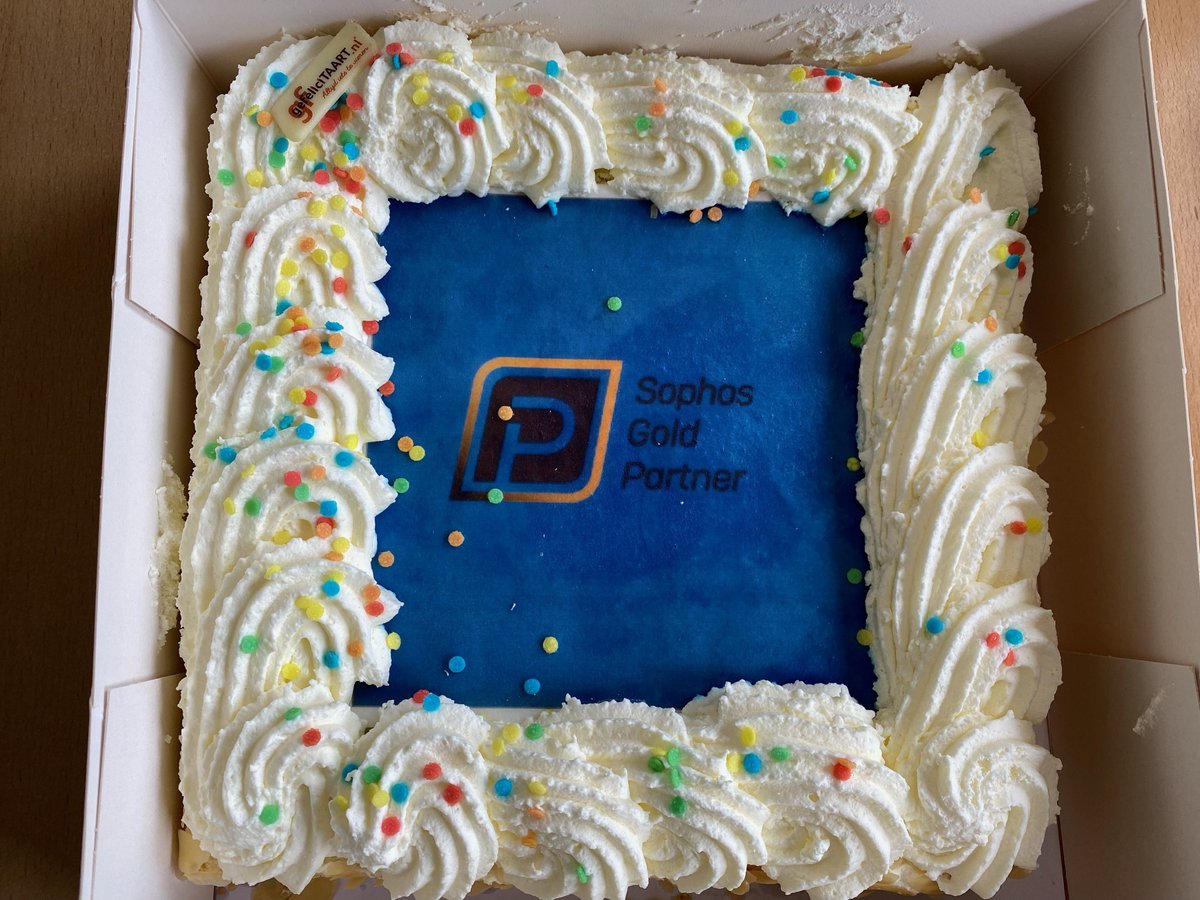 Verlenging Sophos Gold Partner

Met gepaste trots kunnen we melden dat onze Gold Partner-status bij Sophos wederom is verlengd. Dat is geen verassing, de overheerlijke taart van Sophos is dat echter wel! Bedankt <a href="/SophosBenelux/">SophosBenelux</a> en Partner manager Arjan Boll voor het vertrouwen!