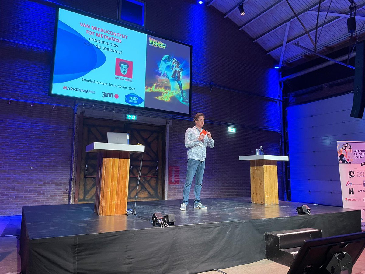 Trots en tevreden kijk ik terug op mijn rol als keynote speaker vandaag. En wat een fijn, open en gevarieerd publiek trof ik aan, bij het Branded Content Event van (o.a.) <a href="/MTribune/">.</a> en <a href="/BBPMediaNL/">BBP Media</a> .

#bce22  #spreker #creativiteit #marcom #content #speelskills #creatiefwerken