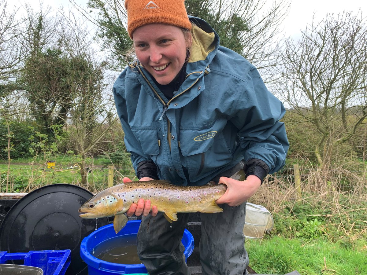 NatureScot's tweet photo. Keen to hear more about pathways into #naturebasedjobs? 

Read about Victoria's experience with @Galloway_FT through our ‘Working with Rivers’ scheme: https://t.co/KggSGbRaqI

Thanks to support from @skillsdevscot.

#GreenSkills #Greenjobs #NatureBasedSkills https://t.co/hH6G6UCmoX