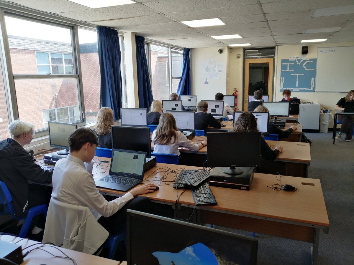 Huge well done to physics students in 10T1 and 10T2 who took part in today's <a href="/TheBPhO/">The BPhO</a> Junior Physics Challenge <a href="/WyedeanSchool/">Wyedean School & Sixth form centre</a>! #STEM #STEMeducation 👨‍🔬👩‍🔬⚛️