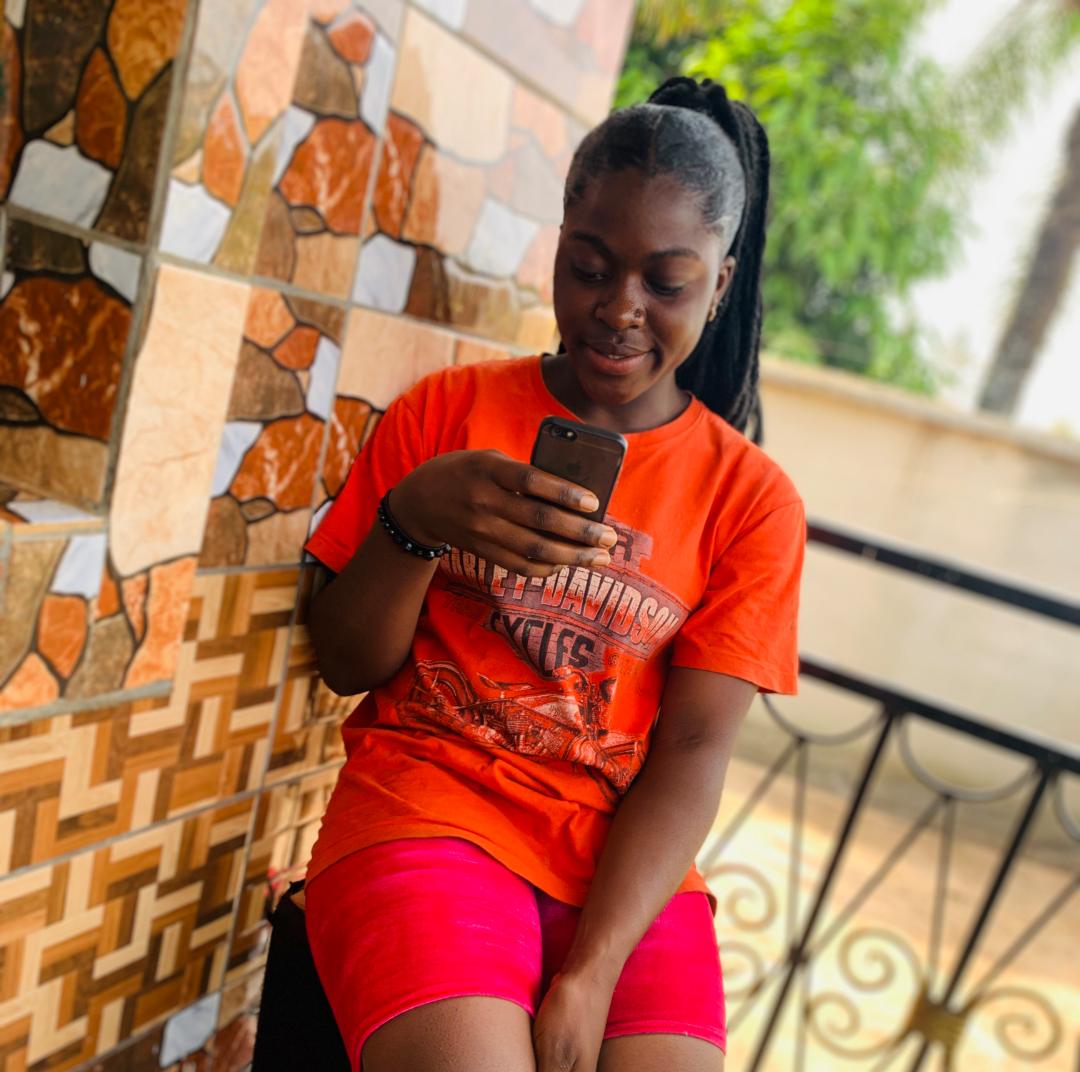 PecuBlack's tweet photo. Always be proud of your color, Nature didn't make a mistake 💯💪❤️❤️ https://t.co/2Y2jDa1SmT