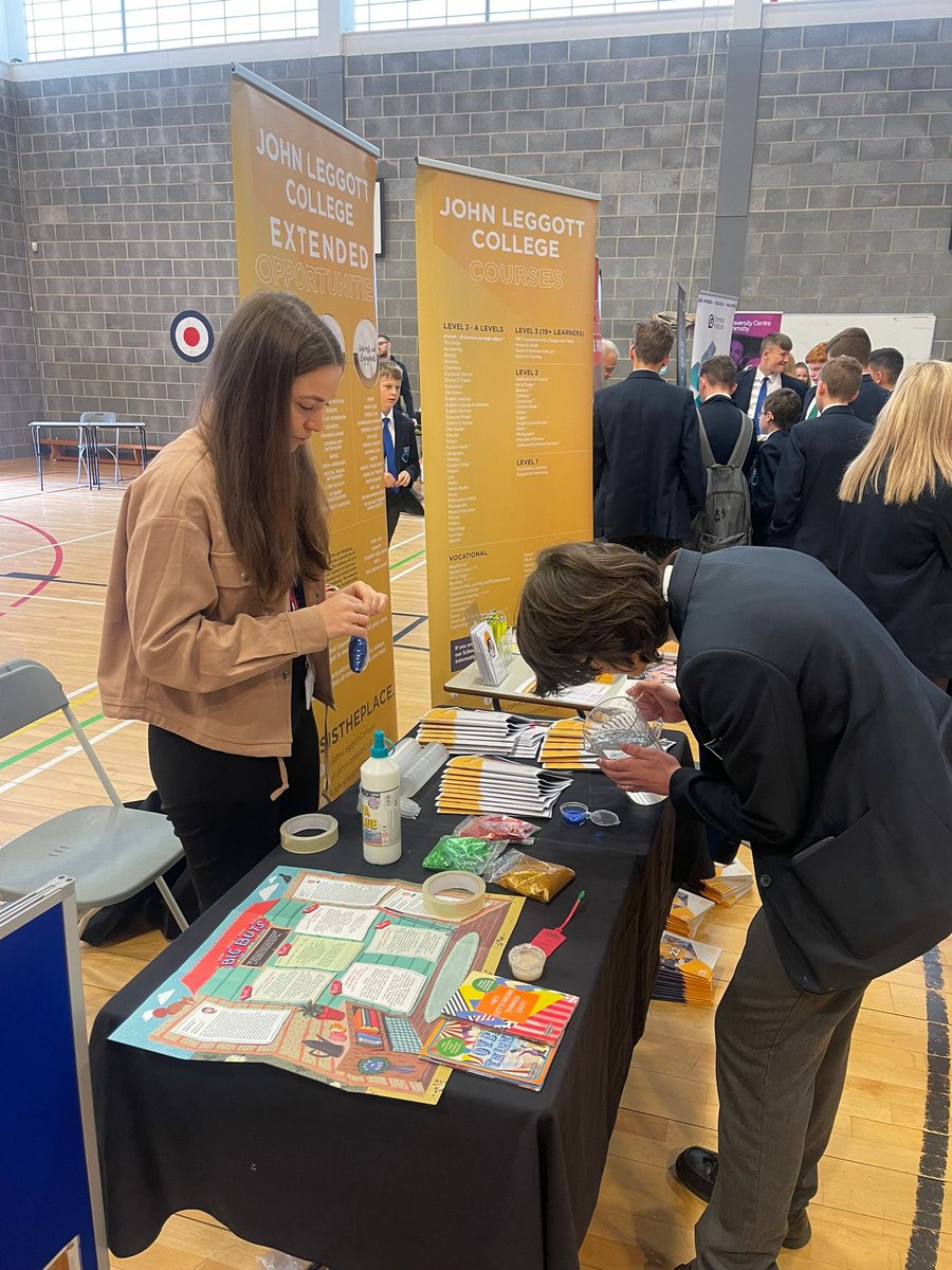 Busy day at Oasis Academy Immingham delivering a well-being workshop and making meditation jars for exam stress and anxiety. 
#mentalhealthawarenessweek 
@ImminghamOasis