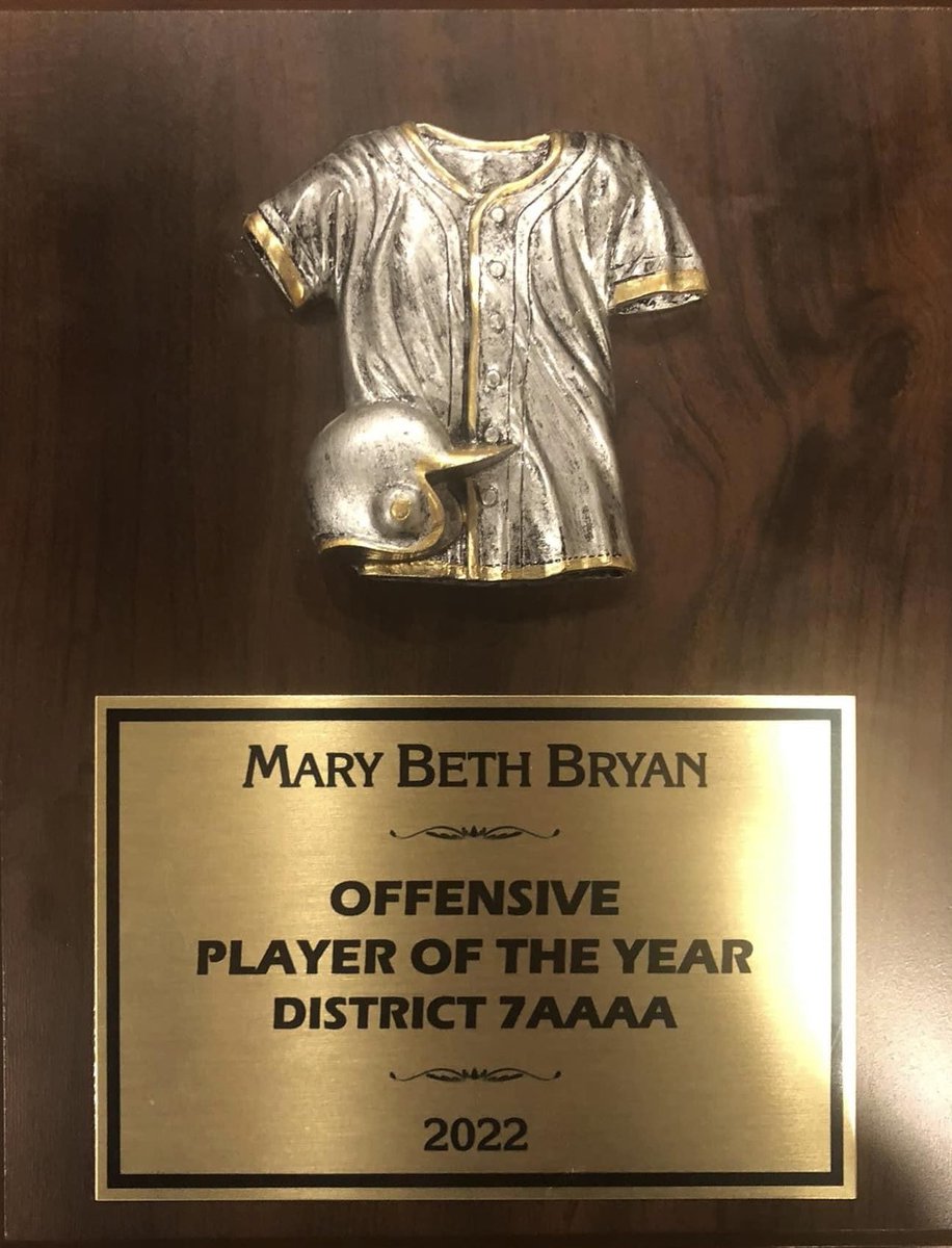 Bigmikeb00's tweet photo. Congratulations @MaryBethBryan5 and the other ladies that received well deserved recognition. There is still unfinished business so finish strong. https://t.co/VXgf991BTJ