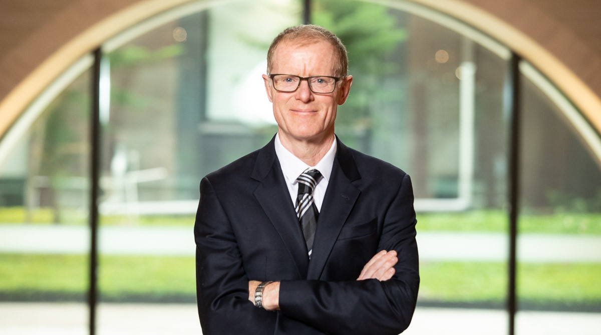 MonashBDI's tweet photo. 1/2 Congratulations to Prof Jamie Rossjohn (@Jamie_Rossjohn) on being elected a Fellow of the @RoyalSociety, recognising his transformative efforts in discovery science advancing our molecular understanding of the immune system. #RSFellows

Full story: https://t.co/vhvy08v80V https://t.co/Rw2og4NYax
