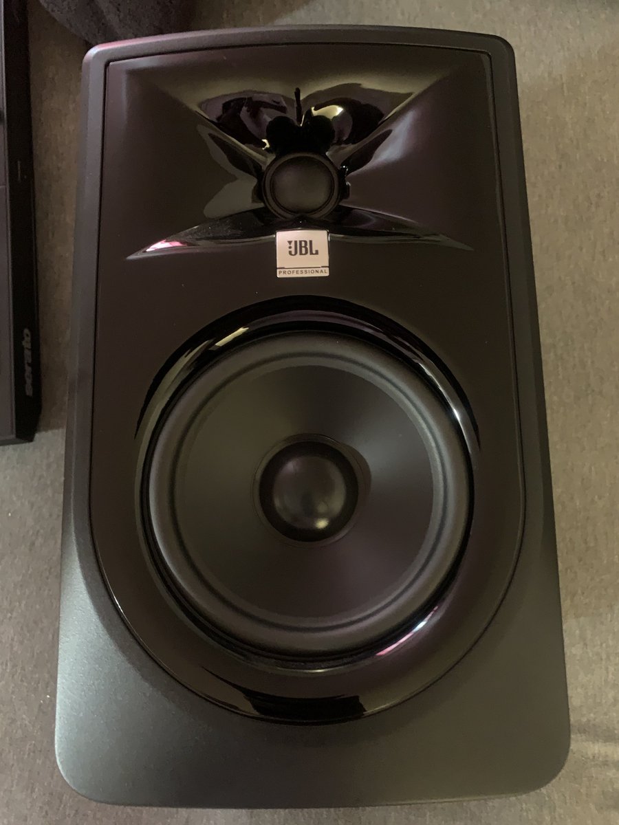 mix_djpower's tweet photo. JBL Speaker Studio asking price $550 call for info 862 600 4041 https://t.co/ys7FNWz5MS