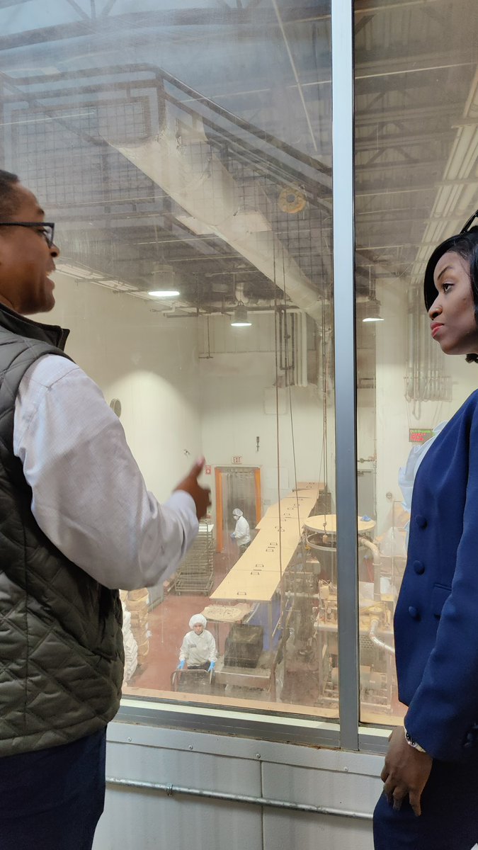 MaritzaASBN's tweet photo. @theASBN it was an honor to represent with @munnygrip. Thanks @GreystonBakery for hosting us. We look forward to working with you to advance #CleanSlateNY and the federal #CleanSlateAct with @SenatorCasey @SenateJudiciary (S.1380) @HouseJudiciary (HR2864)

#OpenHiring #ASBN https://t.co/B0CTOsFupe