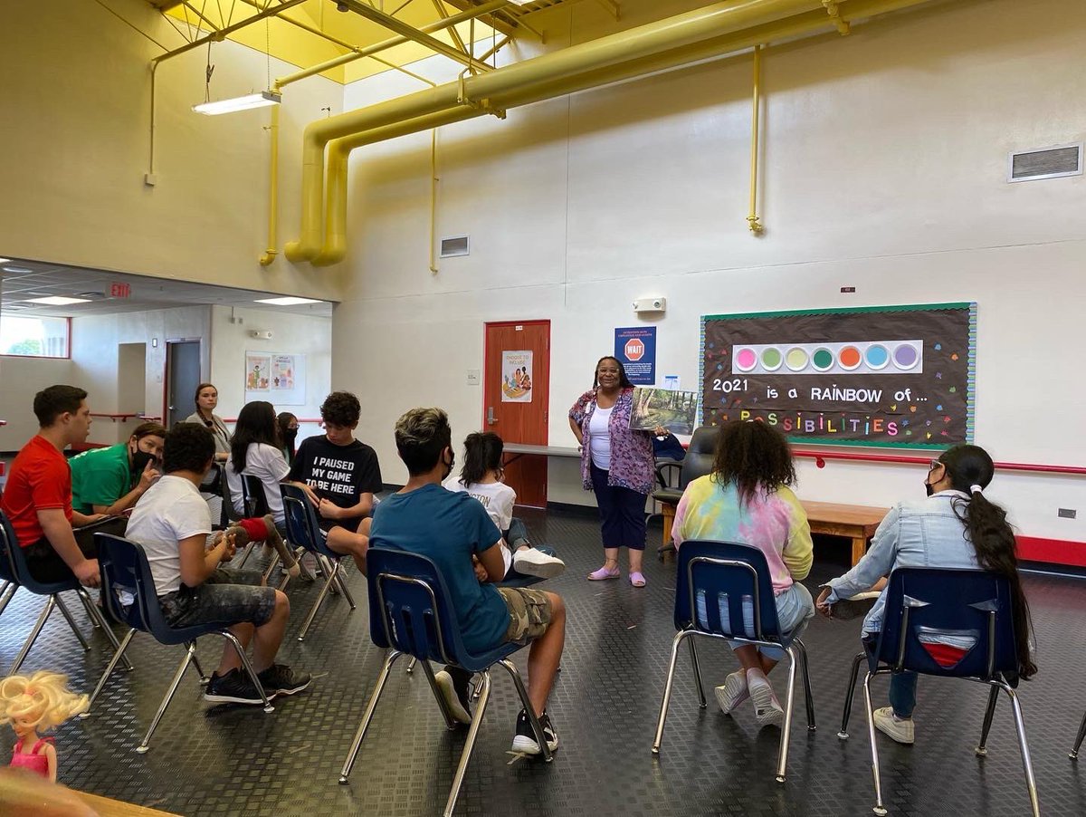 UnionParkMS's tweet photo. Thank you Crystal Sullivan from the Orange County Library System for coming to Union Park Middle School to have Storytime with our students. #orangecountylibrarysystem https://t.co/FlENToCPqO