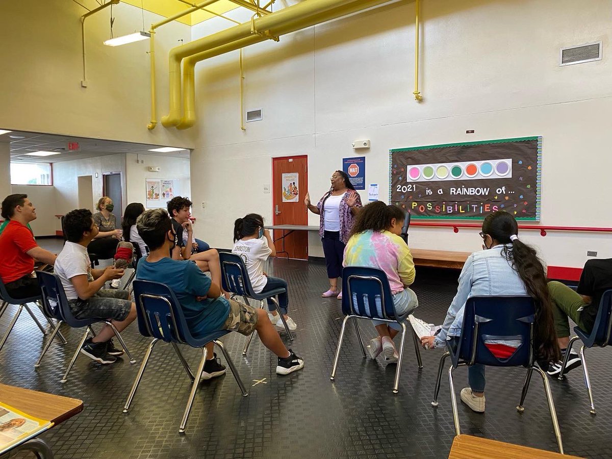 UnionParkMS's tweet photo. Thank you Crystal Sullivan from the Orange County Library System for coming to Union Park Middle School to have Storytime with our students. #orangecountylibrarysystem https://t.co/FlENToCPqO