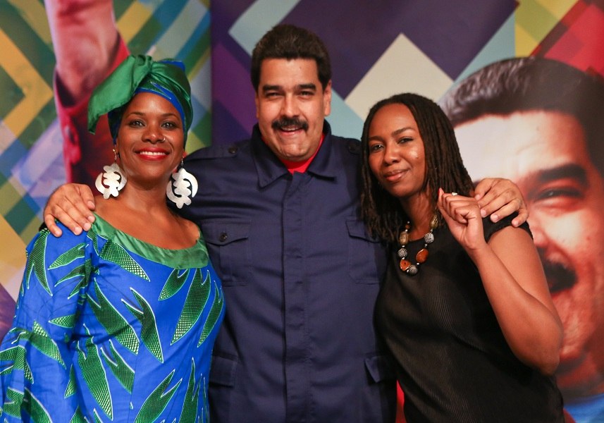 #10May |🇻🇪📢 ¡ETIQUETA DEL DÍA!  📢📱📲

✔️ #NegritudRebelde

José Leonardo Chirino 227 años de resistencia. 
<a href="/NicolasMaduro/">Nicolás Maduro</a> 
<a href="/AdolfoP_Oficial/">Adolfo Pereira Gobernador</a> 
<a href="/LuisJonasReyes/">Luis Jonás Reyes</a> 
<a href="/Roos_Iribarren/">Roosmary González de Reyes</a> 
<a href="/PartidoPSUV/">PSUV</a> 
<a href="/Misiones_lara/">Sistema de Misiones Edo. - LARA.</a> 
<a href="/M_somosveLara/">Movimiento Somos Venezuela Estado - LARA.</a> 
<a href="/BonosSocial/">Bonos Protectores Social Al Pueblo</a> 
<a href="/CarnetDLaPatria/">Carnet de la patria</a>