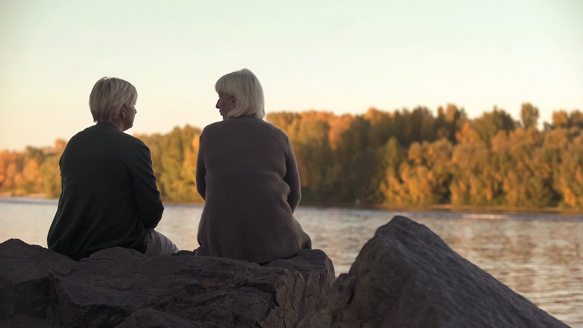 a_week_away's tweet photo. It can be challenging to know the best way to support your loved one facing a life-threatening illness.

In our blog post, we highlight a few ways that you can anticipate your loved one's needs to make their time more peaceful, meaningful, &amp; stress-free.

https://t.co/BZYbCEweCe https://t.co/730k6W13vL