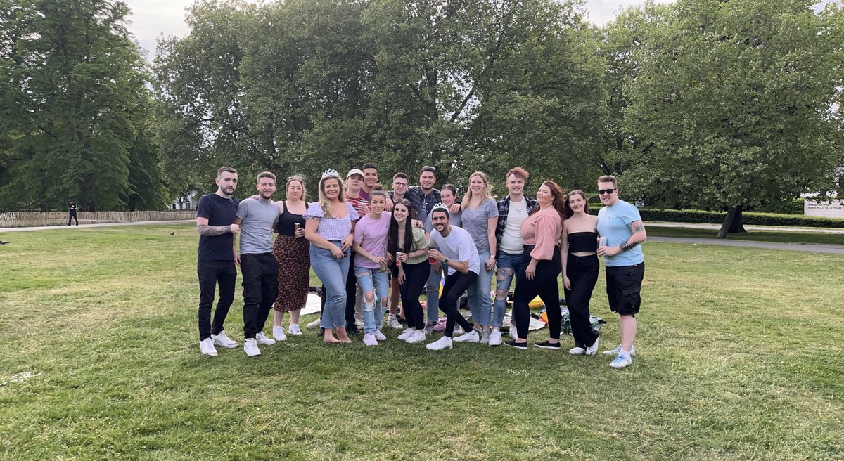 katierhilliard's tweet photo. Exams are done and had the best time celebrating with the best people 🚑💚 https://t.co/KjIi9z4gmI