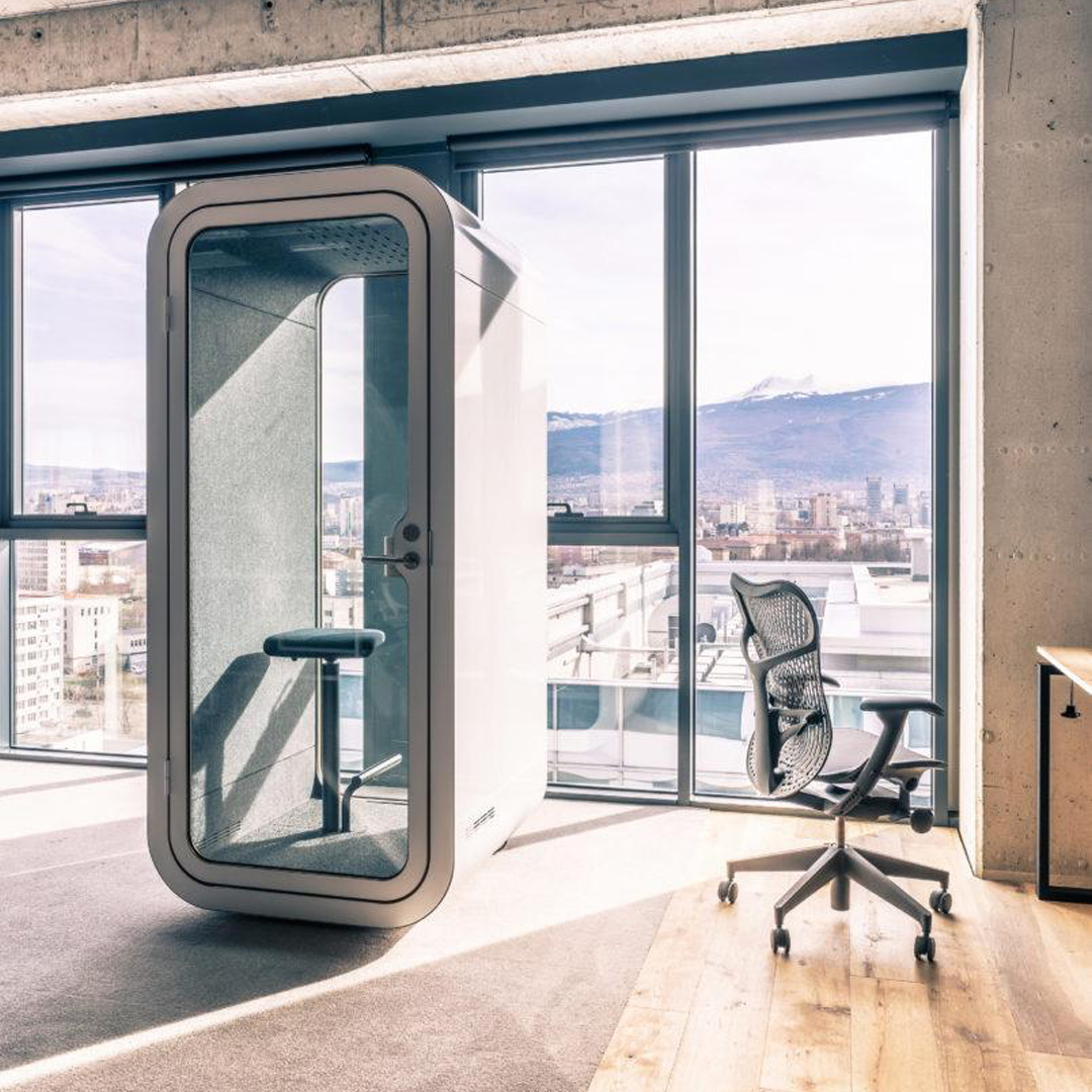 ColeccionSA's tweet photo. Framery Cápsulas Acústicas. Mantienen la privacidad de la conversación y ofrecen un respiro en una oficina abierta. Framery es pionera en el desarrollo y la fabricación de espacios, así como de módulos privados insonorizados, que permiten y refuerzan la felicidad en los lug https://t.co/UdSgSP1Ekj
