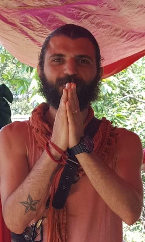 aliyogi108's tweet photo. Support the #SaveSoil movement with your heart for one's and do whatever is needed for this to happen we need everyone's support!
 #letsmakeithappen #cap15 #TodayistheDay 
#JourneyForSoil 
🙏🏻❤🙏🏻 https://t.co/dSFvkA6rwA
