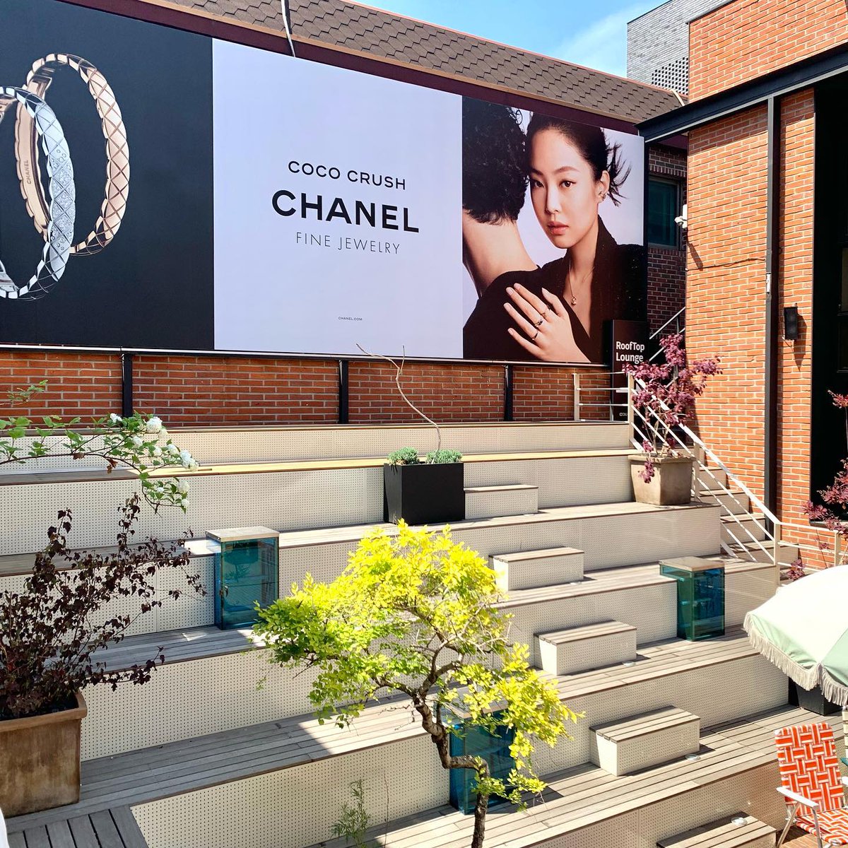 tjruby_'s tweet photo. บิลบอร์ดเจนนี่ chanel coco crush ที่ collabo haus dosan, คังนัม 

🔗https://t.co/S27vjCoqwG
🔗https://t.co/J0QYdJSW4J
#JENNIE #제니 #블랙핑크 #BLACKPINK https://t.co/PLeEBqa1FI