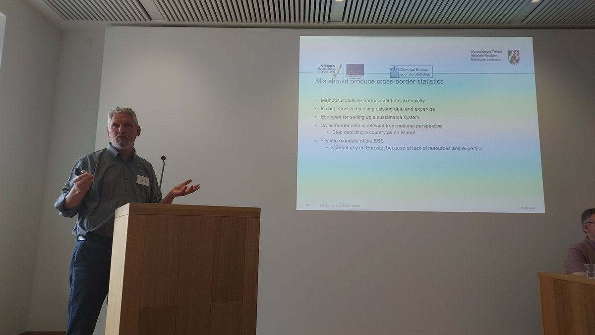 statistiek_vl's tweet photo. Johan Van der Valk of @statistiekcbs presents the data portal on cross-border statistics they developed with their german colleagues: https://t.co/ZrcTPUHSEF #regionalstatistics https://t.co/r36dQgXzIp
