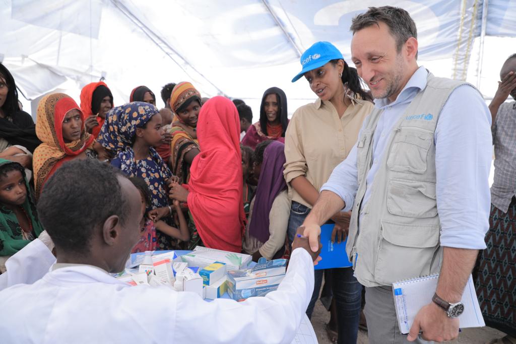 ServadeiMichele's tweet photo. Today I met #health workers in Guyah #IDP camp #Afar. They are our heroes. @UNICEFEthiopia supports 30 mobile health and nutrition teams in the region alone. @GerEmbAddis @UKinEthiopia @USAIDEthiopia @SweinEthiopia
#ForEveryChild https://t.co/Ldj9G9jn1x