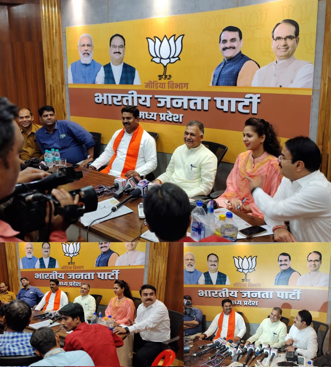 .<a href="/BJP4MP/">BJP Madhya Pradesh</a> प्रदेश कार्यालय के प्रवक्ता कक्ष में 
आदरणीय देवास सांसद एवं श्री प्रदेश प्रवक्ता श्री <a href="/MahendraForBJP/">Mahendra Singh Solanky ( Modi Ka Parivar )</a> जी, स्कूल शिक्षा मंत्री <a href="/Indersinghsjp/">इन्दरसिंह परमार</a> जी, सह मीडिया प्रभारी श्री <a href="/nsp2106/">Narendra Shivaji Patel</a> जी के साथ।