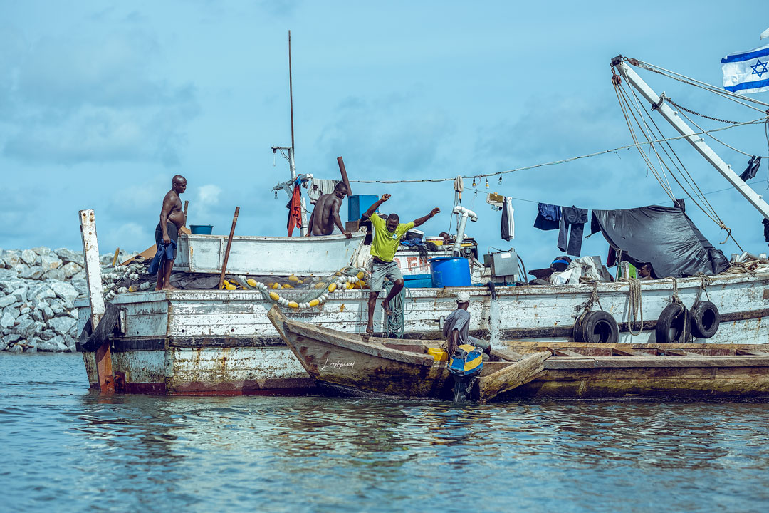 Bra_Lash's tweet photo. Shots from my recent trip to Elmina. Learnt so much about their festival and the fishing business 
📸 @lashpixel https://t.co/VztwouH69P