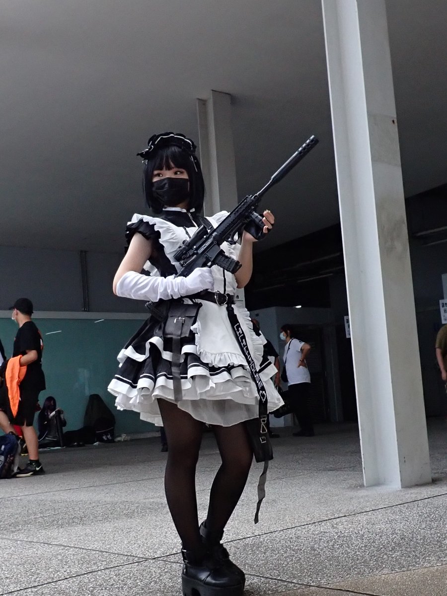 Moeshikakatanya's tweet photo. 【PF36】
この目つきが好き(*‘ v`*)
#PF36 #コスプレ
#メイドの日 #メイドの日2022
#コスプレイヤーさんと繋がりたい https://t.co/qdmTOJbKmz