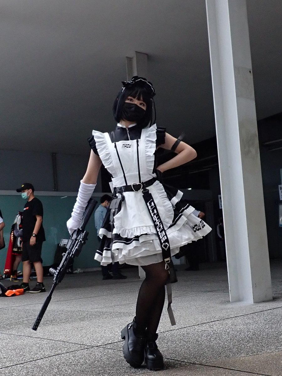 Moeshikakatanya's tweet photo. 【PF36】
この目つきが好き(*‘ v`*)
#PF36 #コスプレ
#メイドの日 #メイドの日2022
#コスプレイヤーさんと繋がりたい https://t.co/qdmTOJbKmz