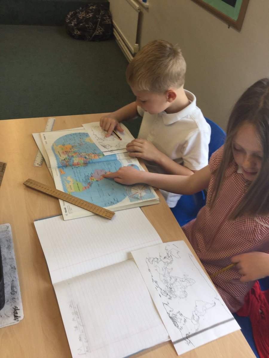 MD_Class3's tweet photo. Where does my food come from? 
Children used a world map and atlas’ to locate the countries where various different food come from 🍉🍍🥩🍌@MD_Class3 @MillDamSchool #MDgeography https://t.co/wdqsKU04lF