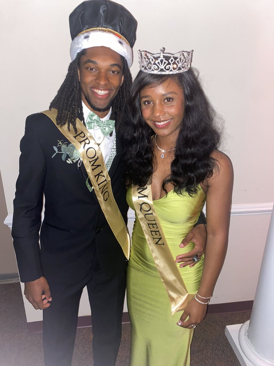 FuquayVarinaHS's tweet photo. 🎉 Congratulations to our 👑Prom King &amp;  👑Prom Queen 

#BengalPride #Prom22 #BeautifulBengals 🤩 https://t.co/d6qJW9XbEk