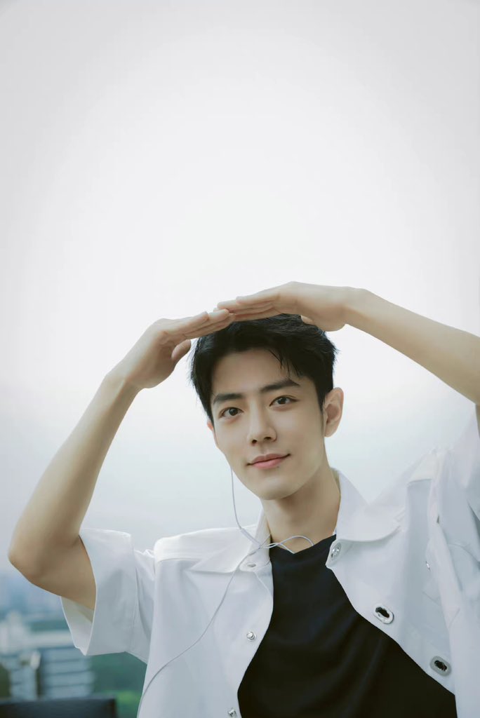 xfxIndia's tweet photo. 10-5-22
Xiao Zhan Studio Weibo Update:
"The cool wind and rain wash away the dust. A young man dressed in white, handsome, wise, kept his smile."
🌹#XiaoZhan #XiaoZhan肖战 https://t.co/CDbL45q9M1