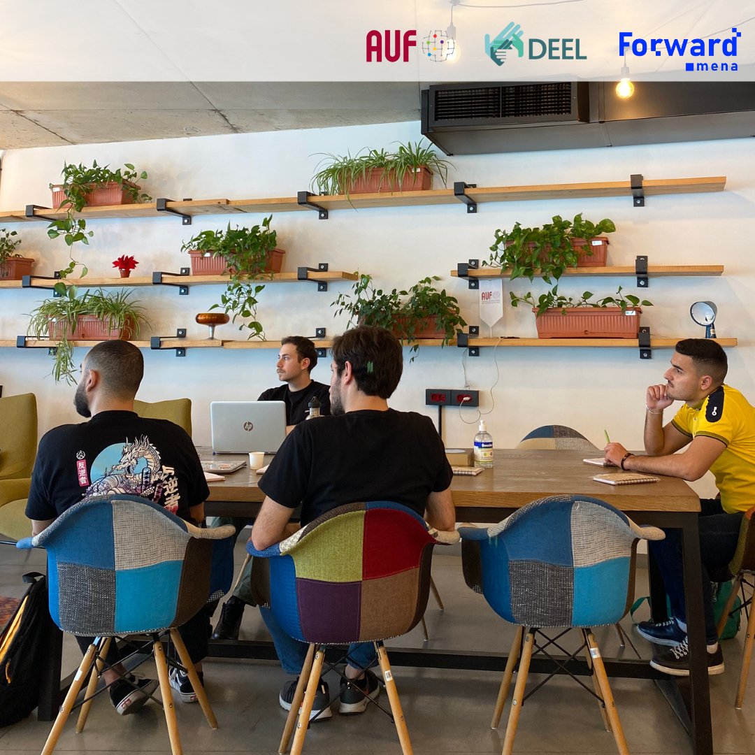 AUF_MoyenO's tweet photo. Le programme #BADEEL du #CEF de Beyrouth a poursuivi ses activités au cours des semaines précédentes  avec 3 ateliers de formation : La validation client, l’analyse du marché et des concurrents et le leadership et la gestion des équipes.  
 #AUF @BeirutDigitalD https://t.co/G5O8SiRoM5