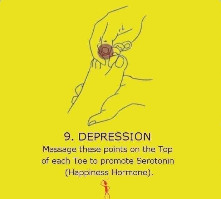 millyjxne's tweet photo. BRB going to aggressively massage my toes xxx https://t.co/kjAg4sdcsJ
