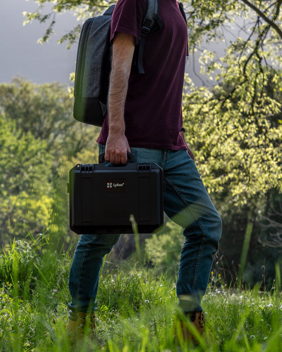 thanparm's tweet photo. If you want a bag to protect your drone, which in addition to being reliable and discreet is also economical, then I think @LykusTech has what you are looking for!

#hardcase #bag #drone #dji #air2s #djiglobal #dronelife #photographer #waterproof #greece  #nature #lykus #ma200 https://t.co/EM7BfNXjTk
