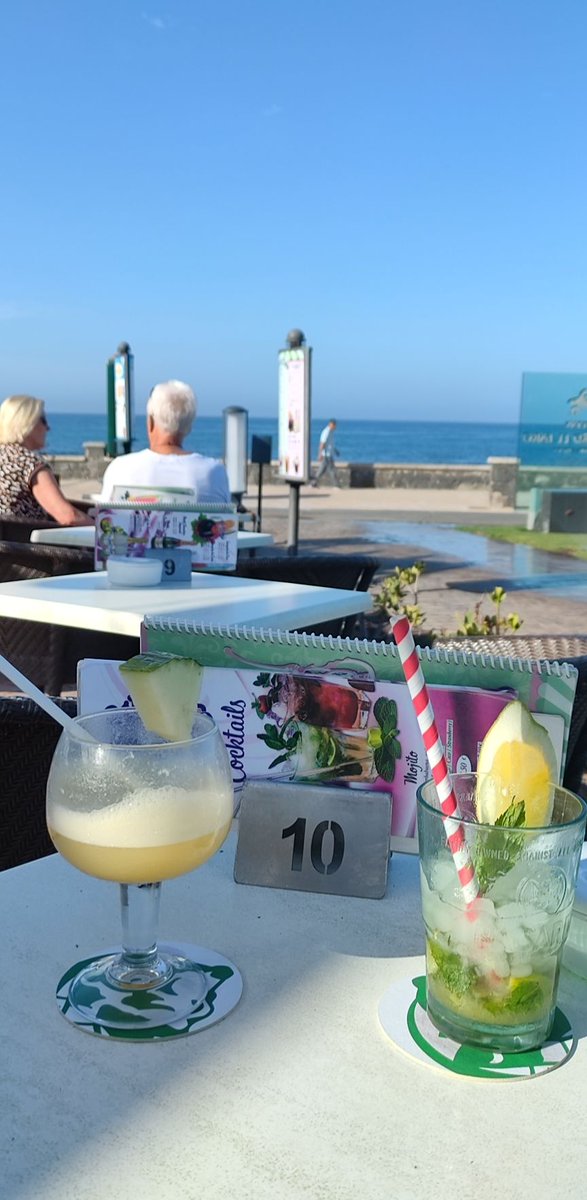 AzrodNFT_eth's tweet photo. Des bonnes vacances !! https://t.co/BqSmcnQF6S