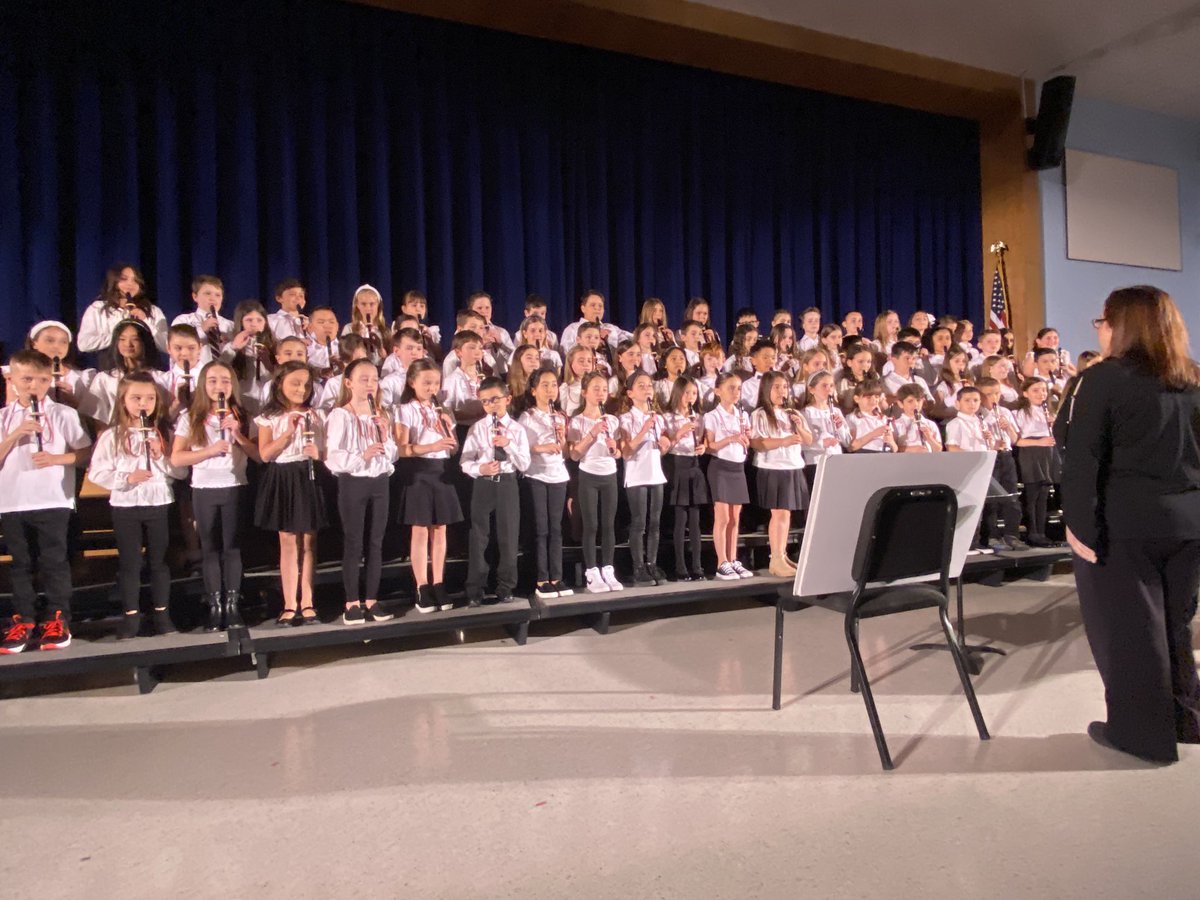 PiotrowskiFFE's tweet photo. The 3rd and 4th graders performed at the Beginner Spring Concert last night and everyone did a fabulous job! 🎵 https://t.co/ugaPu1z1ST