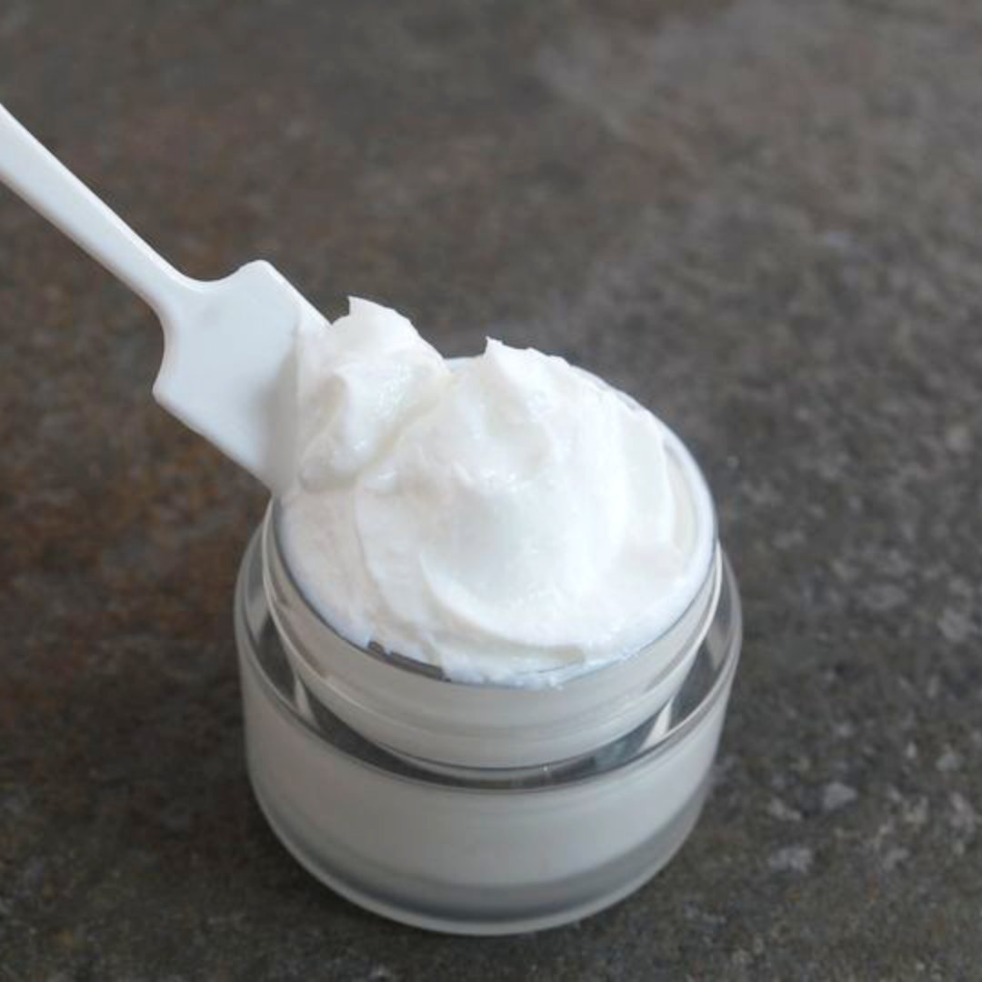MakingCosmetics's tweet photo. Summer is coming up quicker than you might think! Get prepared by making your own shaving cream by using our Silk Shave Cream formula (No. 1468)! 🪒 It's formulated to leave the skin feeling silky soft. https://t.co/C5dVyyFfpl

#makingcosmetics #shavingcream #tuesdaytips https://t.co/SB6IBuEKhv