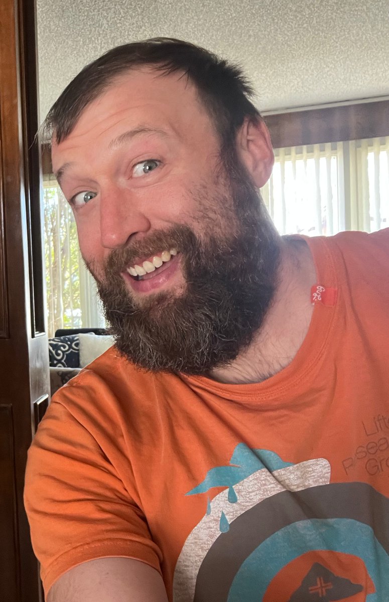 JohnSawa's tweet photo. I teased a beard reveal a ways back. Better late than never? ๐คทโโ๏ธ
#thisismyface https://t.co/NnsjIIKcb0