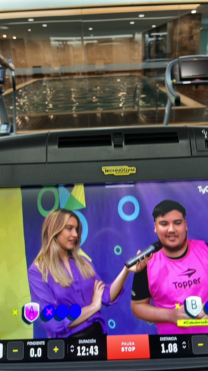 AAPazos's tweet photo. @tycsportsvivo Viendo a los Pedemonte desde Lima Perú https://t.co/8TlQ3irCXZ
