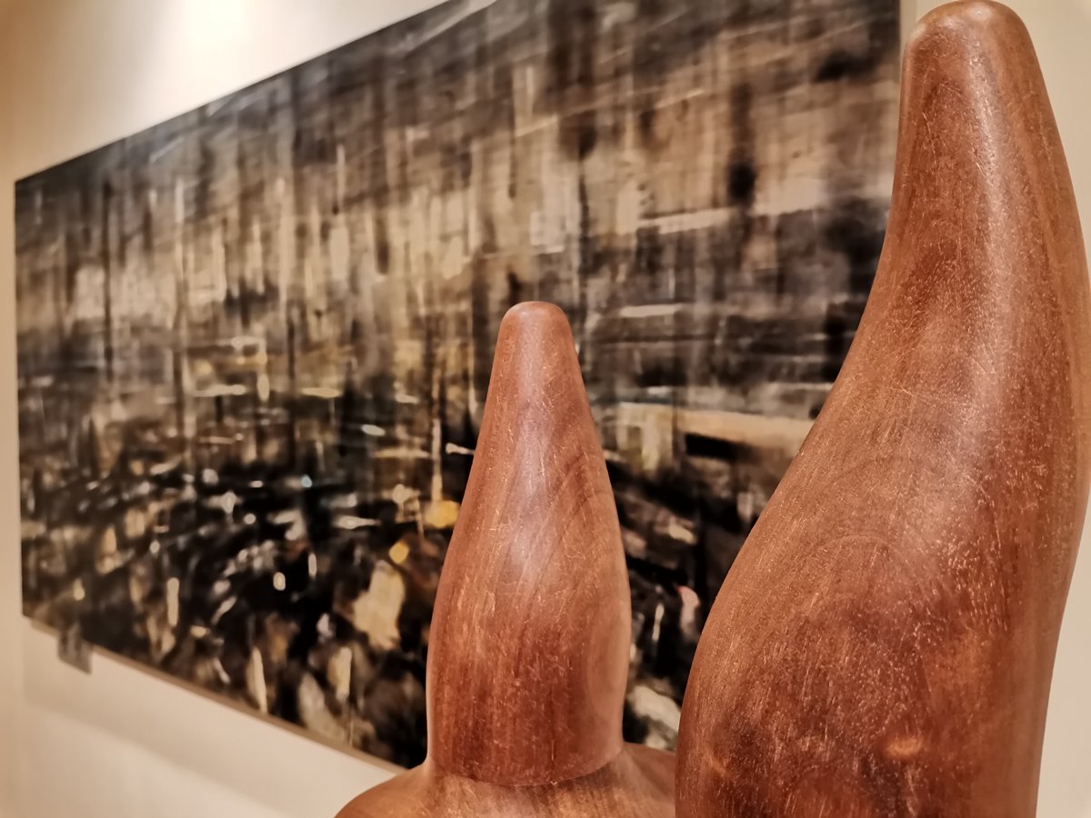 El Cit Sur en el Hotel Ritz-Carlton,Abama con la continuación de su proyecto CITARTE. Una exposición bipersonal de Medin Martin y de Roberto Batista. 
Esculturas y pinturas en gran armonía en la Galería de Arte del hotel.