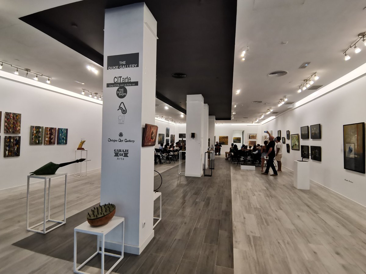 cit_sur's tweet photo. El pasado sábado pudimos disfrutar de una talentosa actuación de música clásica de la mano de la pianista Blanca Quevedo y el chelista Miguel Ángel Vilariño en la Galería de Arte "CITArte" del Centro Comercial The Duke Shops.
Un ratito muy agradable y lleno de armonía. https://t.co/QwXWKsZdA9