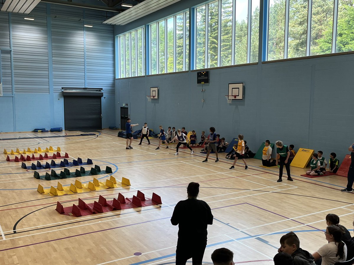 ActiveSchAngus's tweet image. 🏃🏼‍♀️ What a fantastic morning at the Tayside Sportshall Athletics final!! Some excellent performances, &amp;amp; wonderful displays of support &amp;amp; sportsmanship 💪🏼 ⭐️ well done to our #AngusSchools finishing in 4th, 3rd &amp;amp; 1st place @StrathmorePS @northmuirschool @CarlogiePS #ActiveAngus