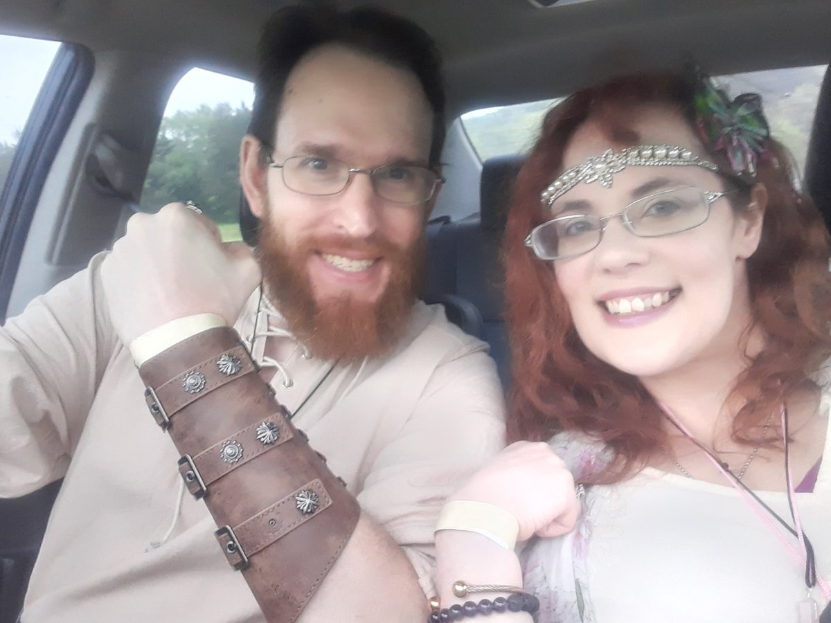 TessieART's tweet photo. My Husband Daniel & I enjoyed the #Tennessee #RenaissanceFair this year! Looking forward to becoming a #vendor #selling #music,#Arts& #crafts #TheMiracleMaxPrequels #ThePrincessBride #tessieMayMotel #EnchantedMusicbox #FranklinPianoGirl #indie #singersongwriter #composer #pianist https://t.co/QzeYymjDmy