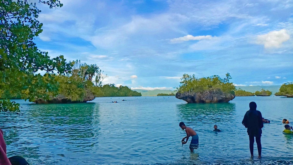 deca_desy's tweet photo. 📍 danau napabale, Kota Raha Sulawesi Tenggara https://t.co/IZzPxlp8sx